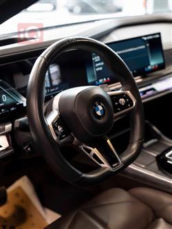 بي ام دبليو الفئة 7